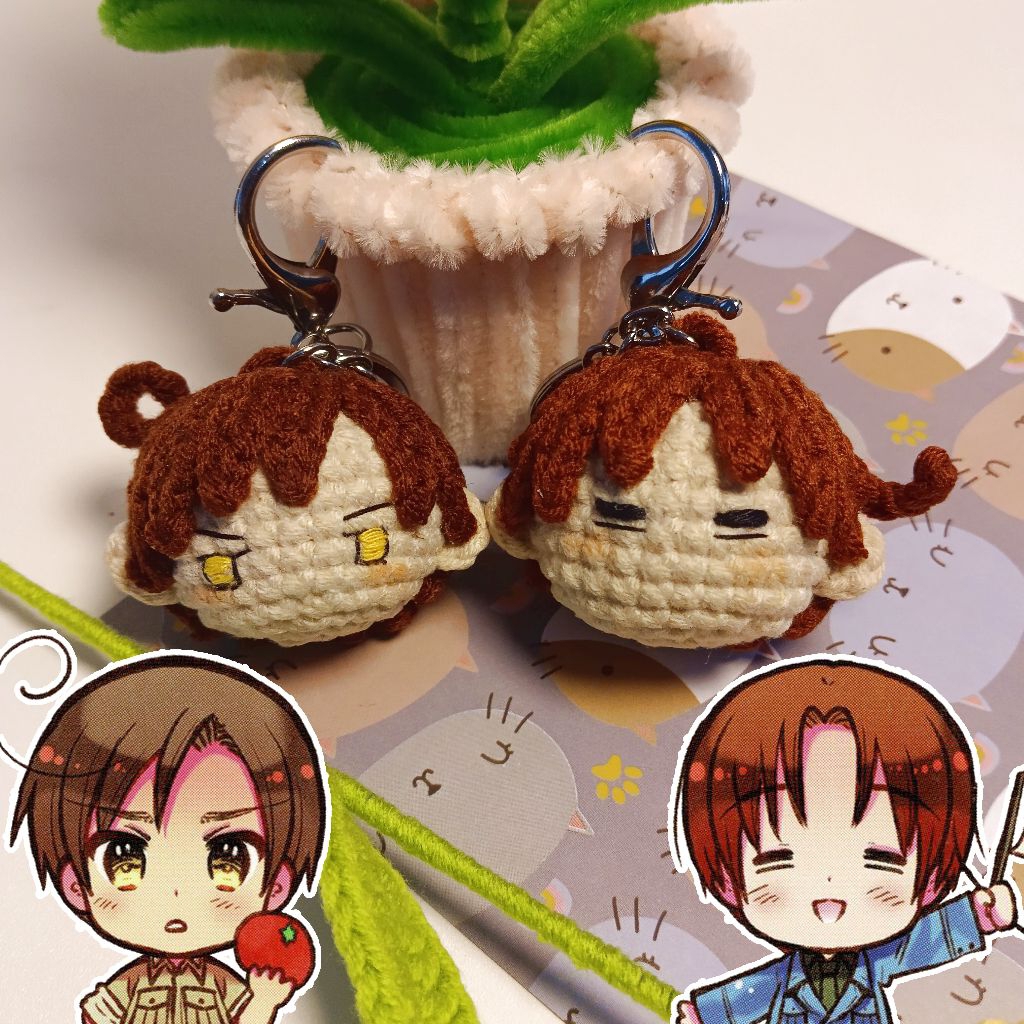 พวงกุญแจ Hetalia Romano และอิตาลี Amigrumi