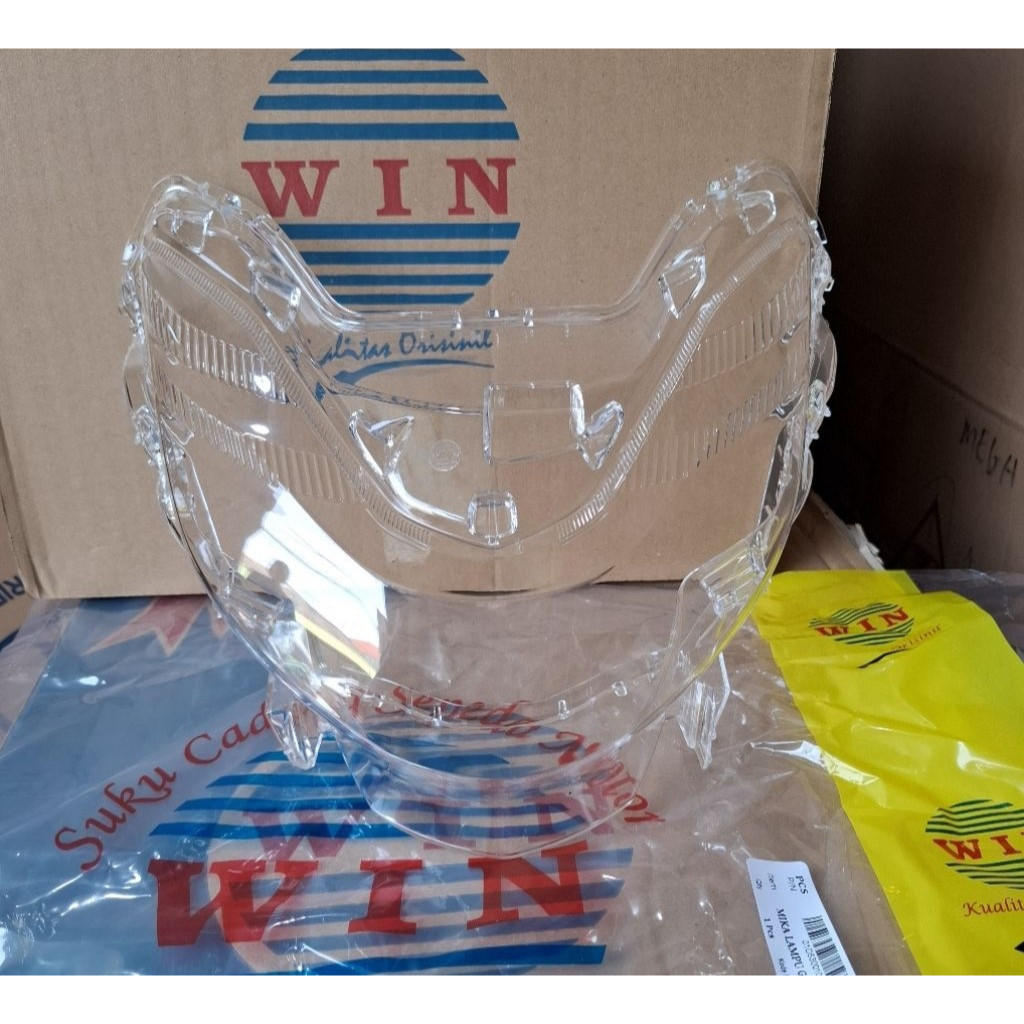 01-D53-001-00AA Yamaha Mio Gear WIN ตัวสะท้อนแสงไฟหน้า Mica