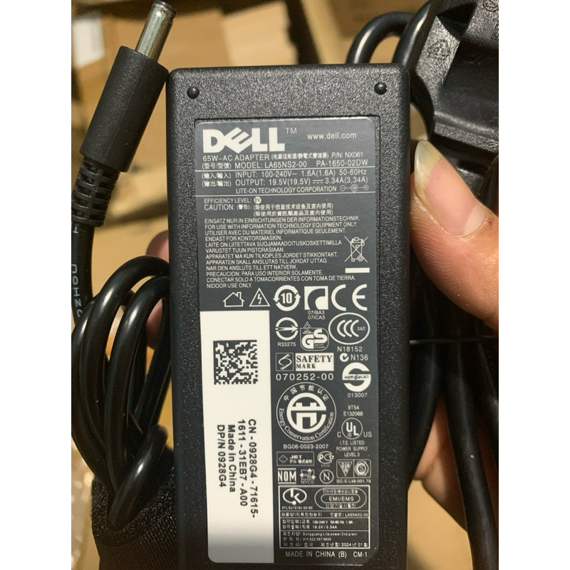 Dell Inspiron 14 7460 14 7000 14 5000 P74G Latitude 14 3400 3410 3490 15 3500 3510 3590 19.5V 3.34A 