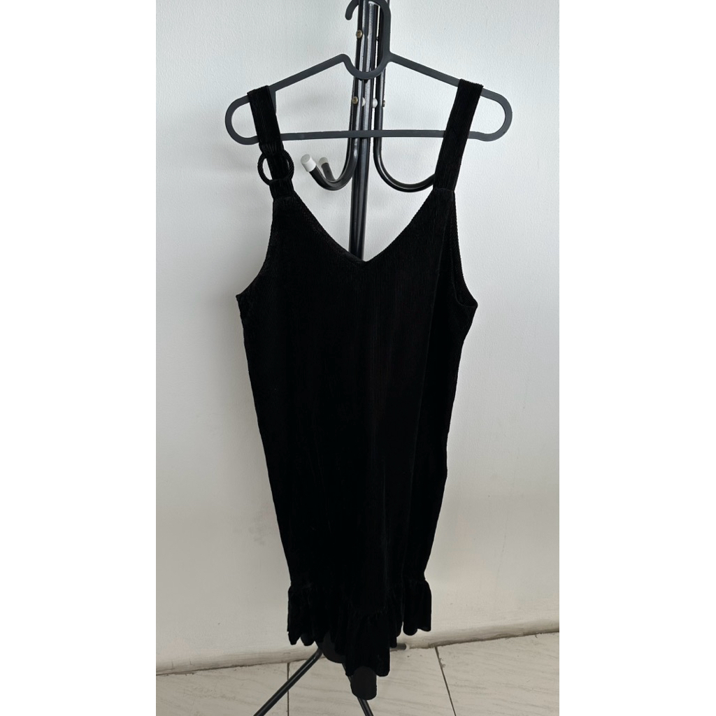 Preloved Black Dress 8Second