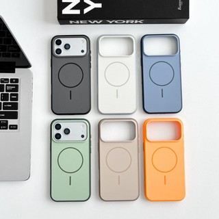 Case Magnetic Dual Color Matte Phone Case For iPhone 11 / 12 / 12 Pro / 12 Pro Max / 13 / 13 Pro / 13 Pro Max / 14 / 14 Pro / 14 Plus / 14 Pro Max / 15 / 15 Plus / 15 Pro / 15 Pro Max / 16 / 16 Plus / 16 Pro / 16 Pro Max / 17 / 17 Air / 17 Pro /17 Pro Max