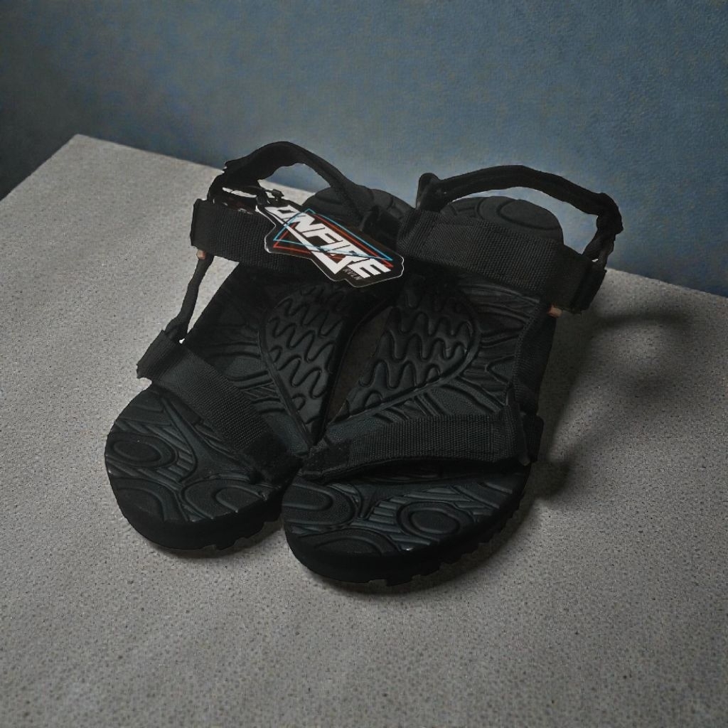 Onfire Outdoor Adventure Footwear รองเท้าแตะภูเขา