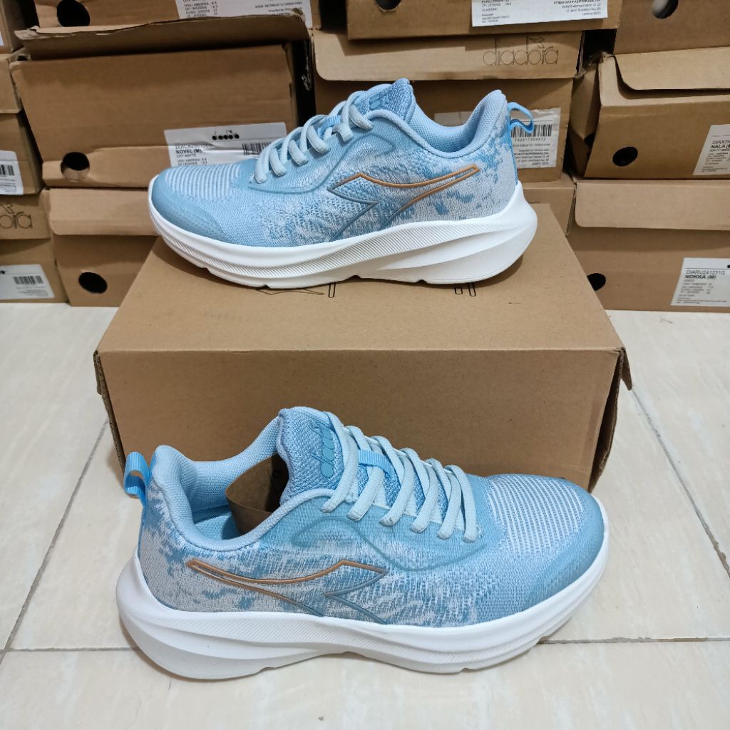 Diadora Niece สีฟ้า (Size: 36)