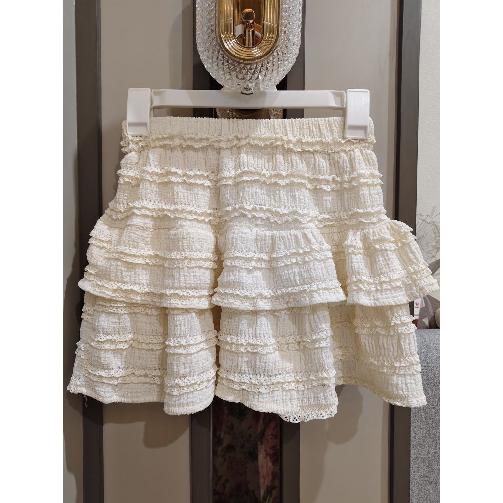 กระโปรงลูกไม้ BW Kawai ใหม่