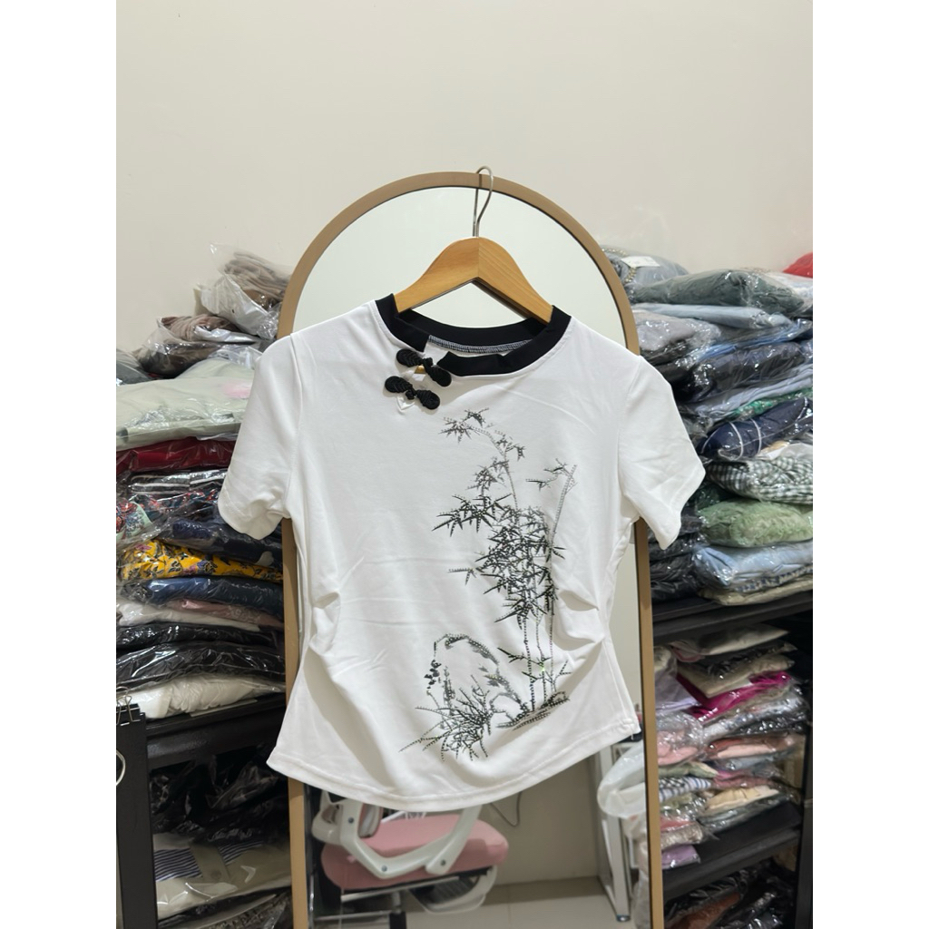 CH427 WHITE FLORAL CHEONGSAM QIPAO TOP