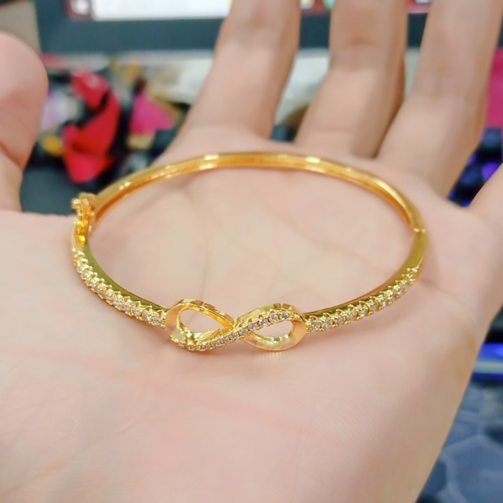 PARIS Simple Infinity สร้อยข้อมือกําไลข้อมือพลอยหรูหรา