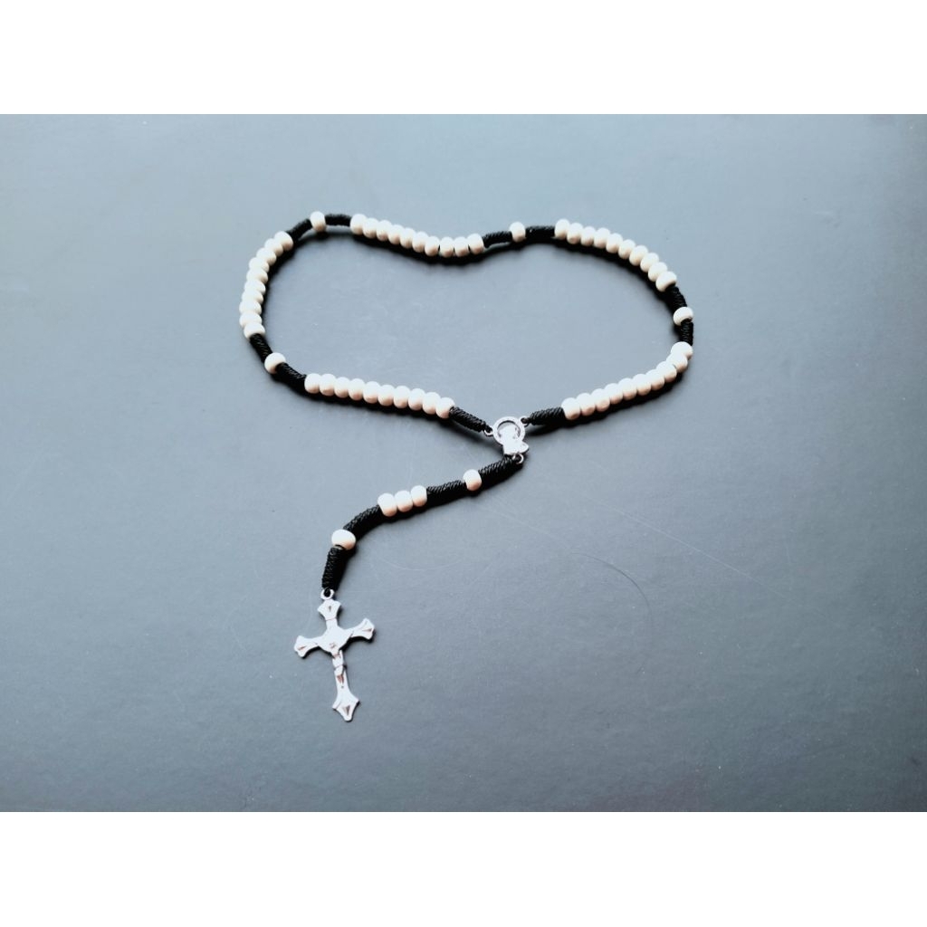 R301 PREMIUM CATHOLIC WOODEN MINI ROSARY