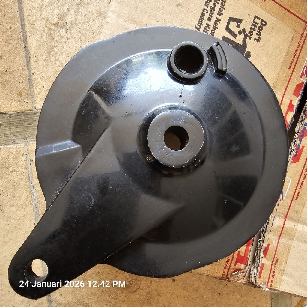 ฝาครอบดรัมหลังสําหรับyamaha Alfa/F1/F1ZR. 23T-F5321-02TW-A