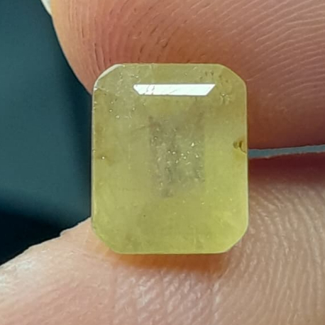 Natural Yellow Sapphire Dim: 8.6 x 7 x 5 mm 4 Ct Octagon Cutting Yellow Top Code A549
