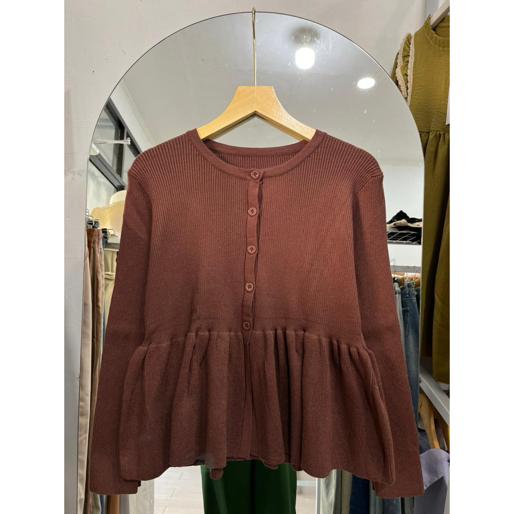 เสื้อ Peplum Knit Top ( Jenny Aralyn Lila Laura)