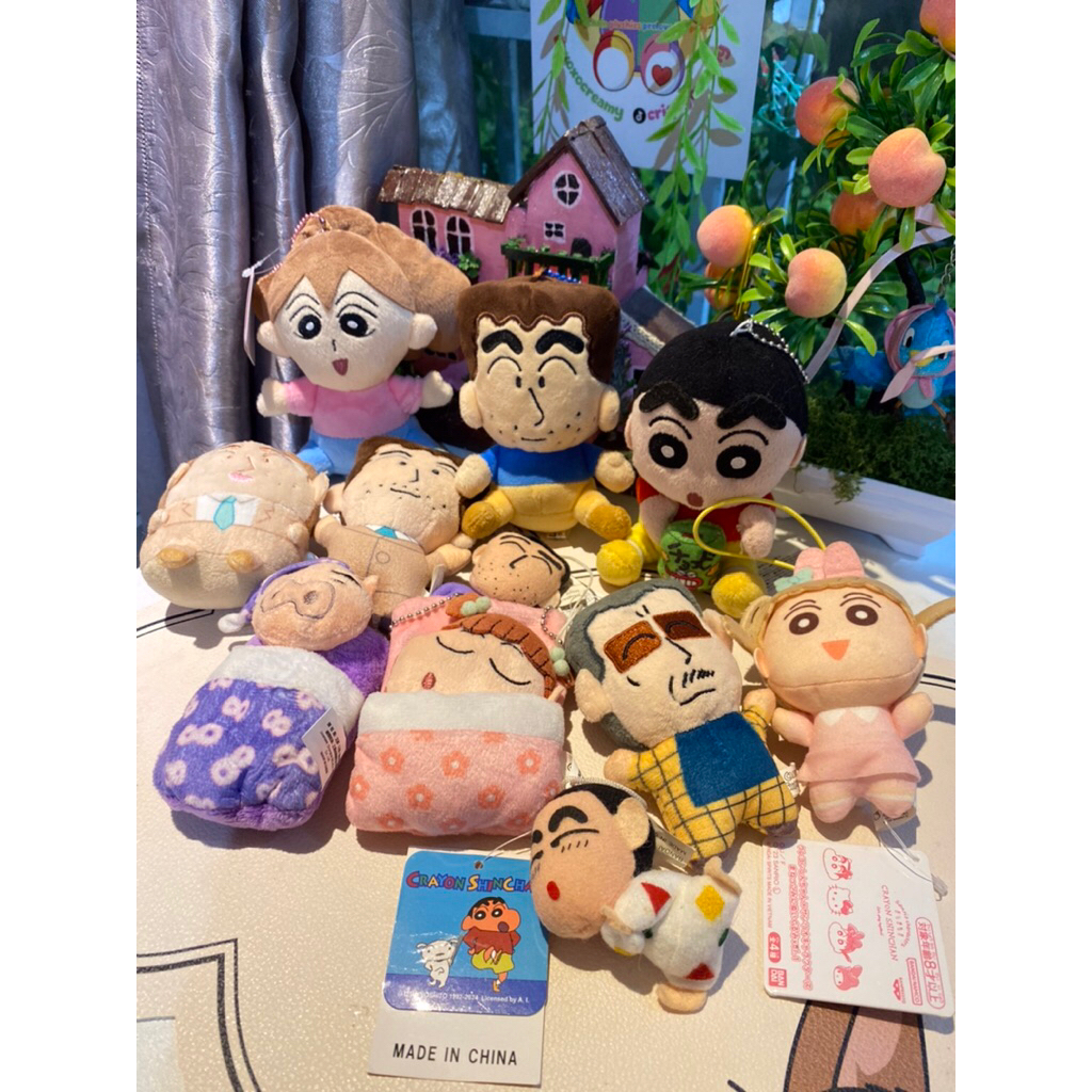 พวงกุญแจ plushie sinchan ดั้งเดิม