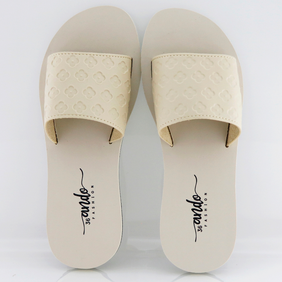 Ando Leila Ivory - รองเท้าแตะแบบสวมผู้หญิง Ando