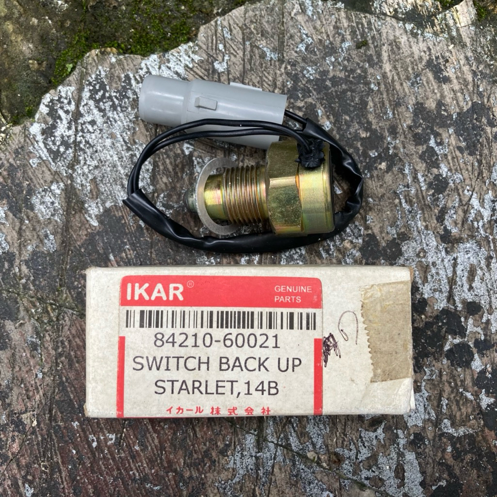 สวิทช์Assy Back-Upโคมไฟย้อนกลับAtret Toyota Corolla AE80 GL CE80 ดีเซลโคโรน่า EE80 SE ST150 ST151 EX