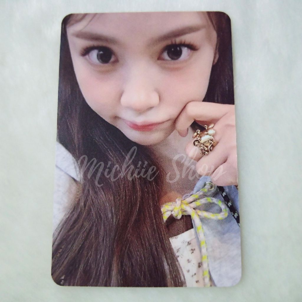 Photocard Hearts2Hearts Carmen Mini Recording Lucky Draw Focus | Carmen Hearts2Hearts Focus Mini Rec