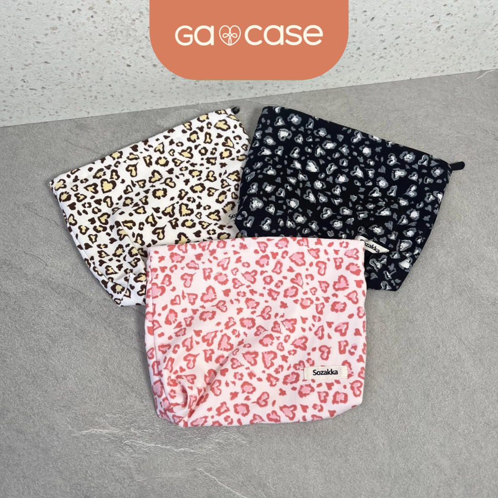 กระเป๋า LARGE LOVE LEOPARD