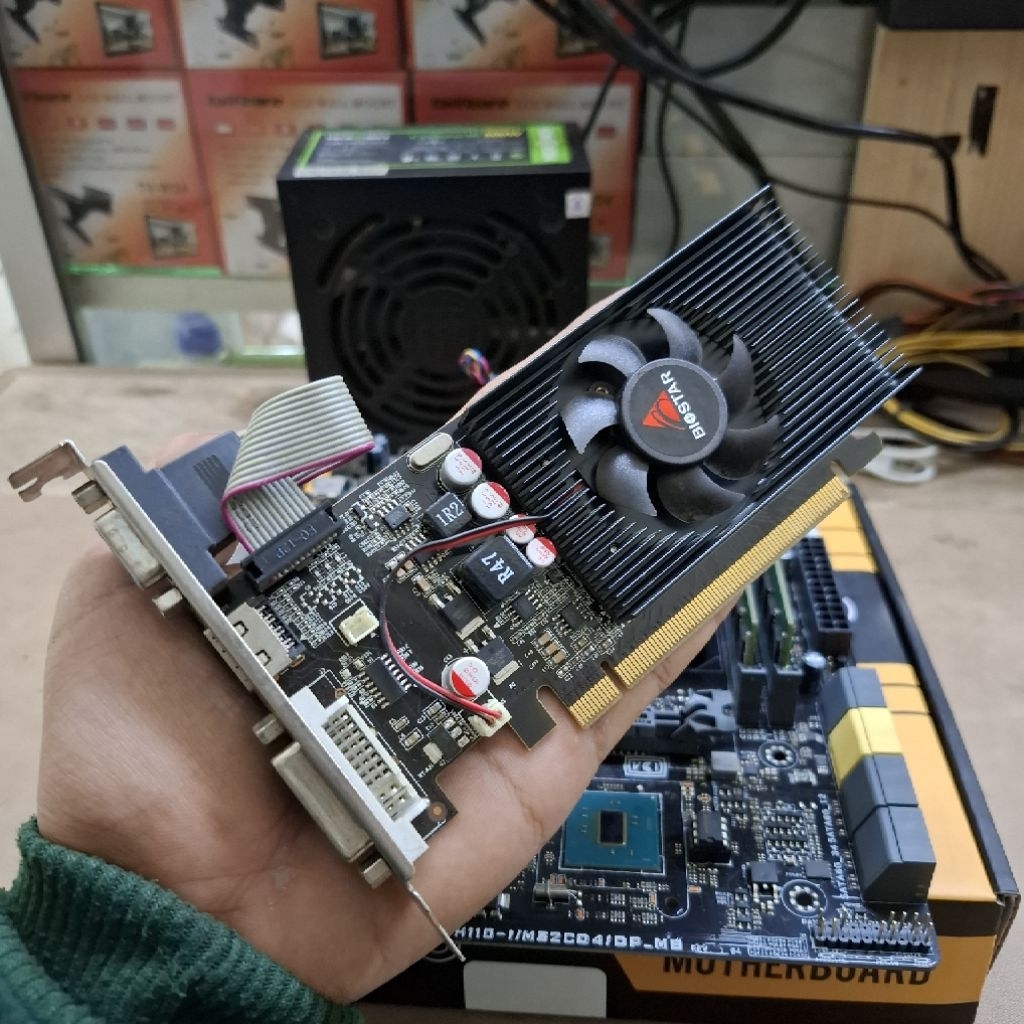 การ์ด VGA GT210 1Gb DDR2 64bitt เหมือนใหม่