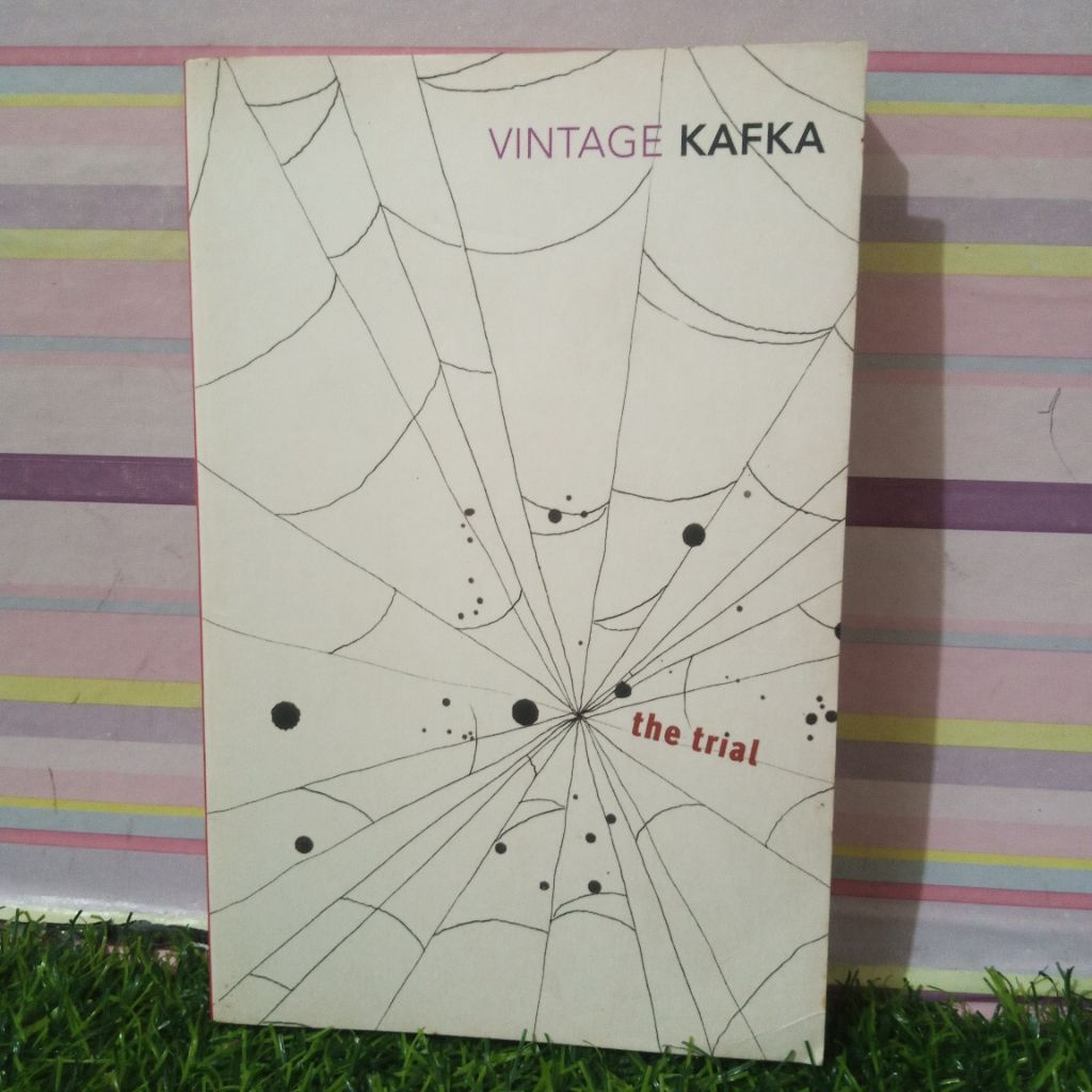 The Trial Book - Francz Kafka Softcover English