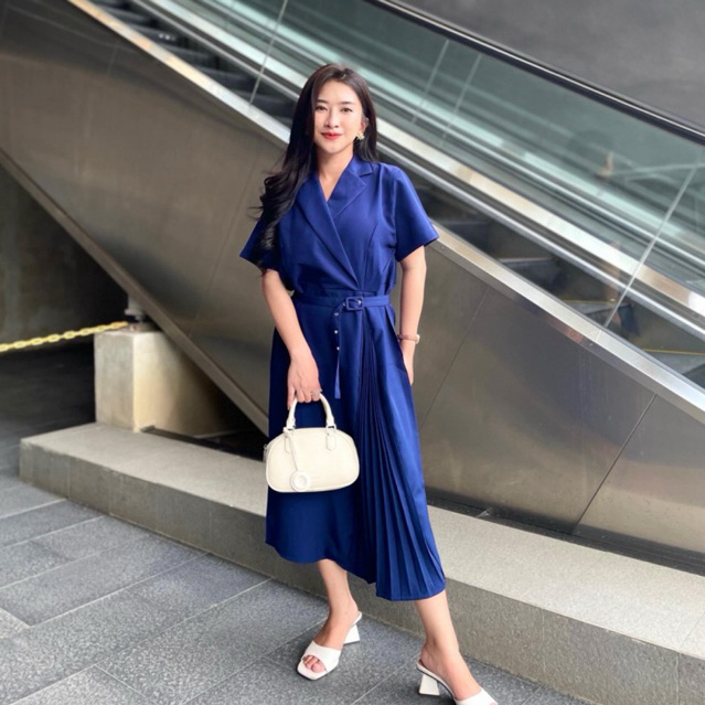 ชุดเดรสนาเดีย Flowday