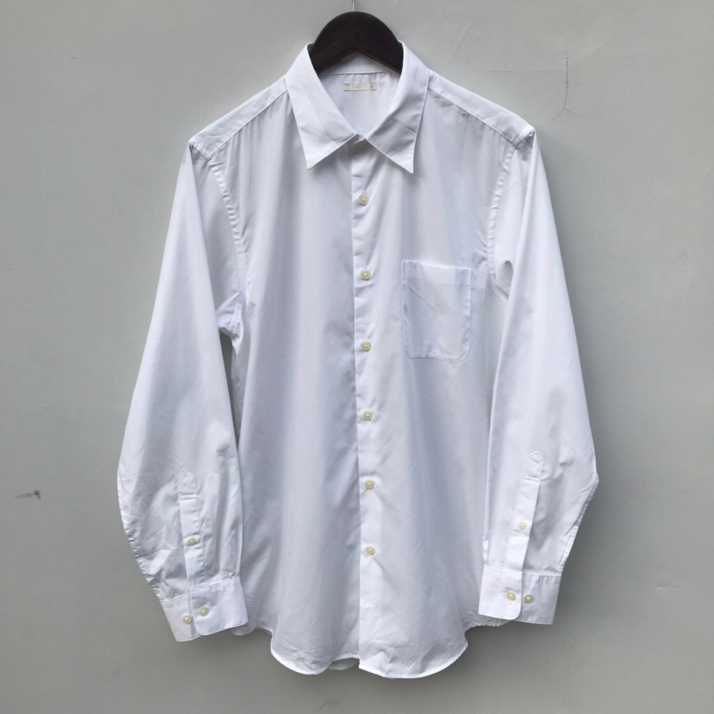 KEMEJA Official Shirt by Gu Uniqlo Easy Care Shirt สีขาว sz Large