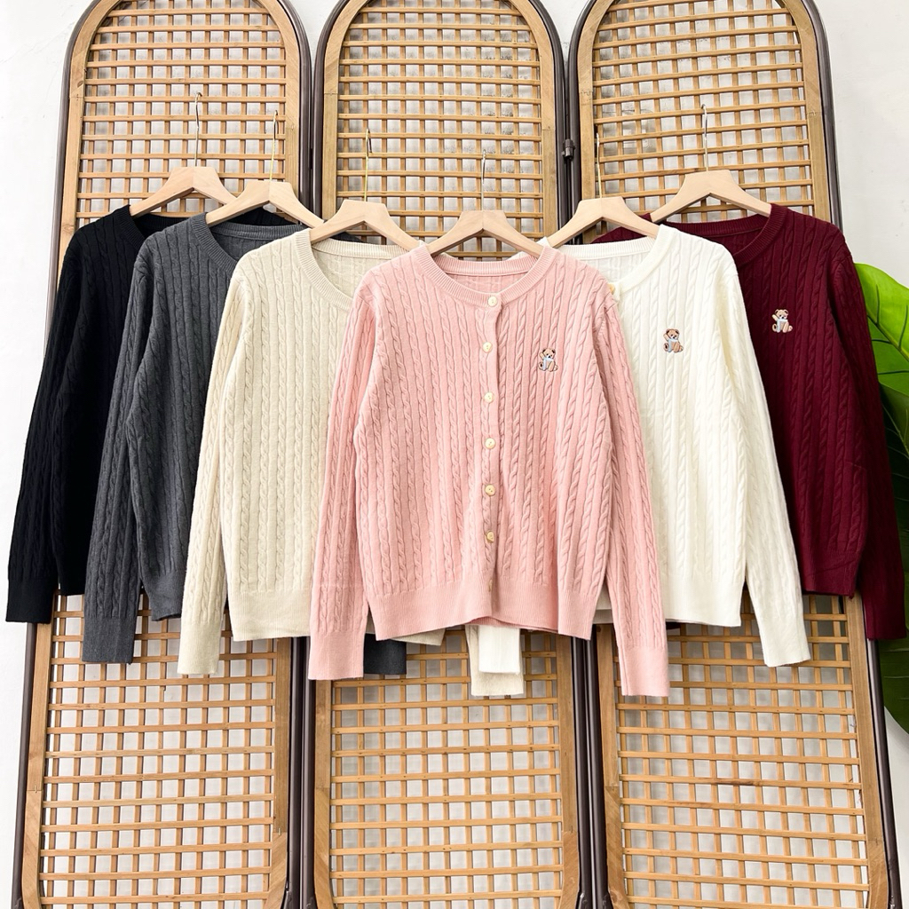 BEAR SYA IMPORT KNIT CARDI