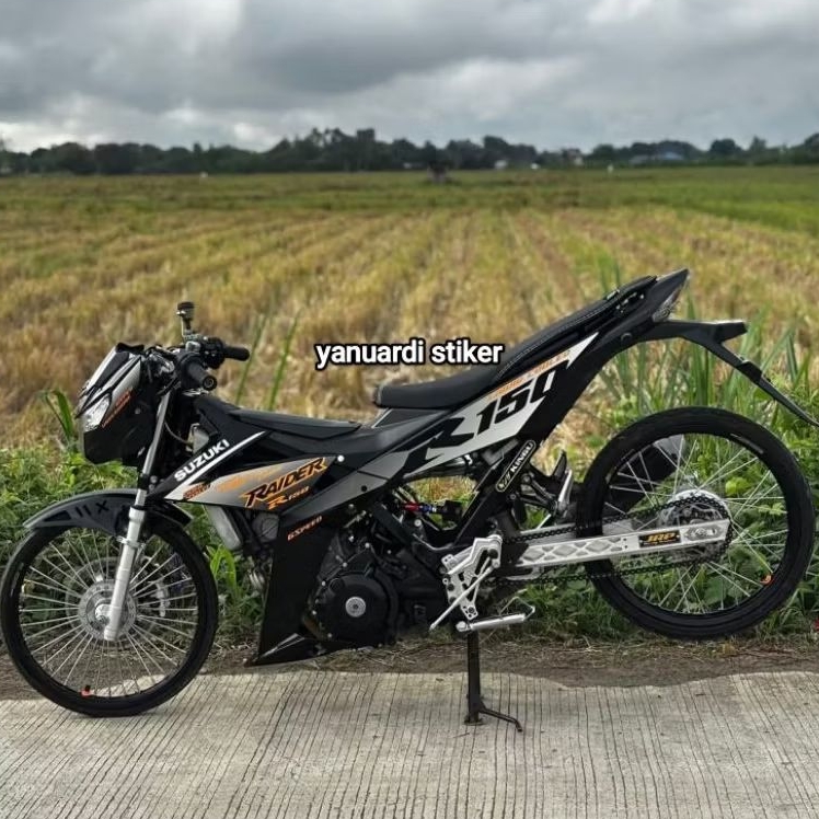 Striping list สติ๊กเกอร์ Suzuki satria fu 150 new fi led ฉีด 2023 raider 150 ทองคําขาว r150 สีขาว