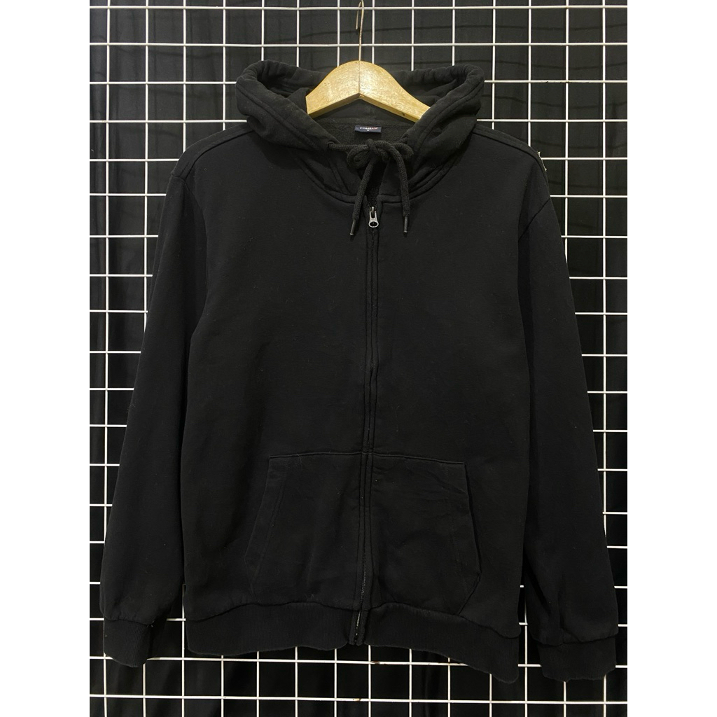 เสื้อฮู้ดสีดํา topten