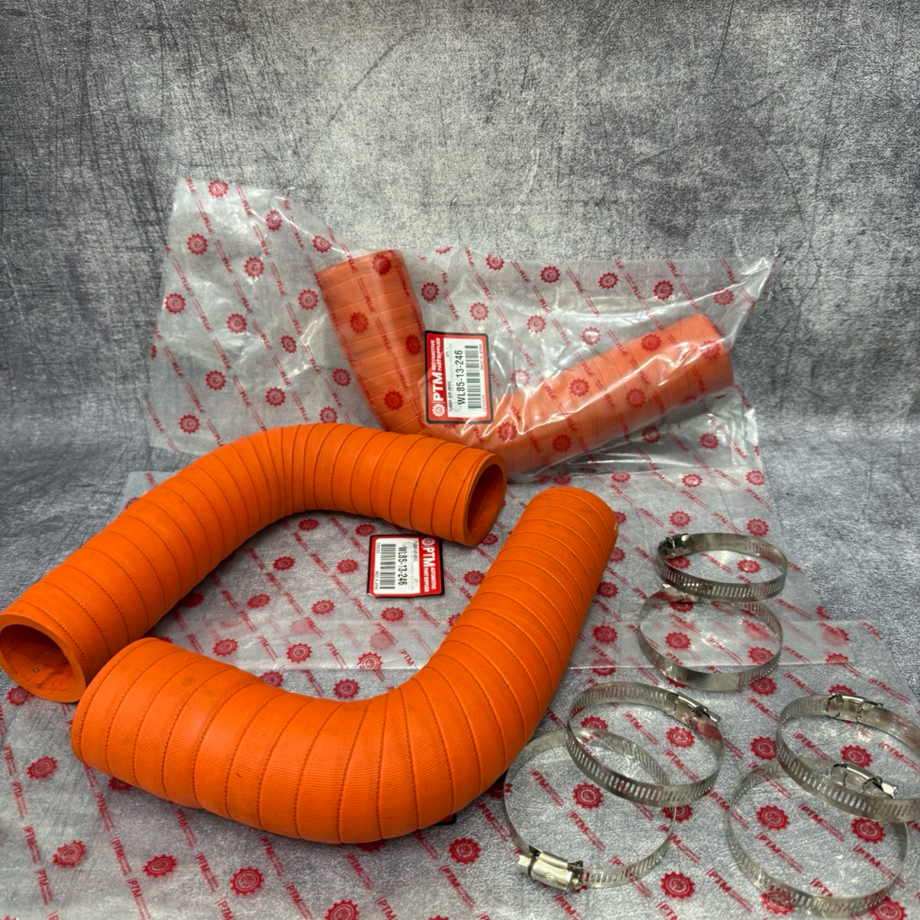 ท่อเทอร์โบสั้น/ท่อIntercooler Ford Ranger Everest 2.5cc/3.9cc ของแท้ PTM Bonus Clamp (WL85-13-246)