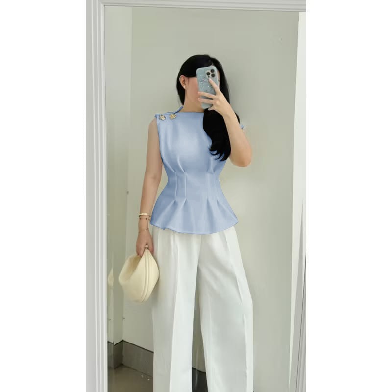 99miracleshop/ Laura Top / Womens Top / Womens Floral / blouse Top / Premium Twill โพลีเอสเตอร์