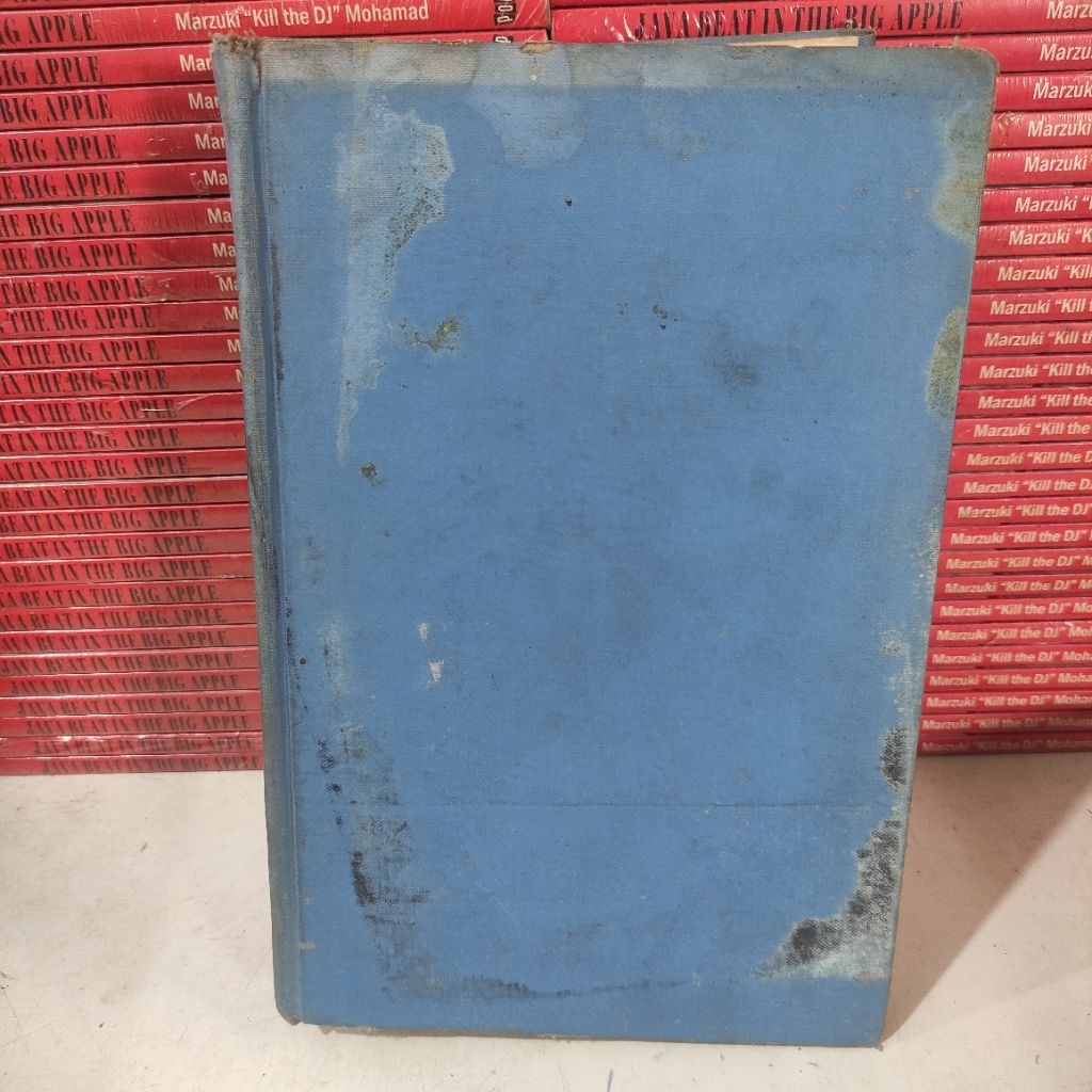 หนังสือนําเข้า: รีเซ็ตสาธารณรัฐ THE UKRAINE AFTER WORLD WAR II