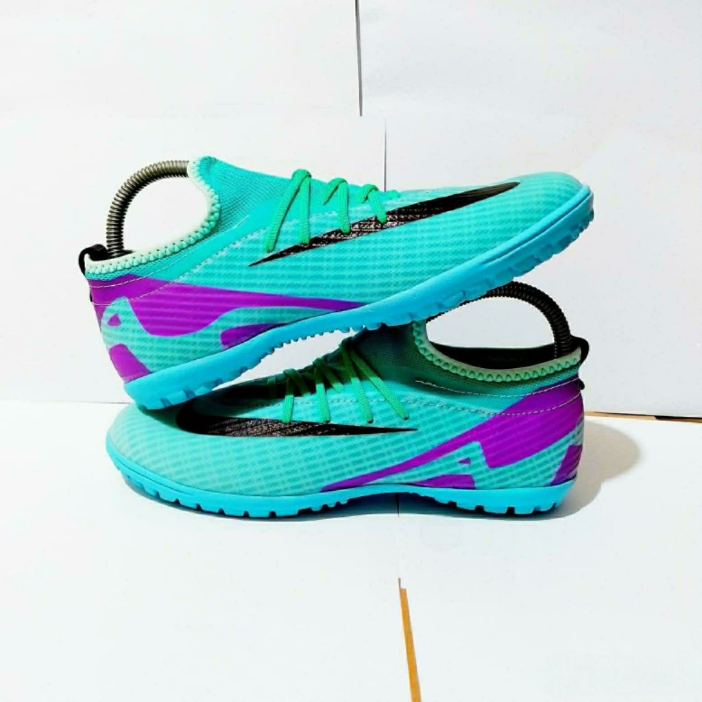 ใหม่ล่าสุด FUTSAL SHOES SEMI BOOTS MODEL ADULT FUTSAL SHOES READY IN 5 สี