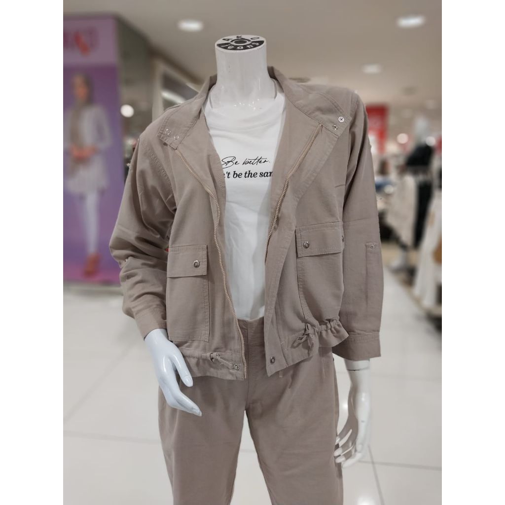 แจ๊กเก็ตผู้หญิง AKO Jeans