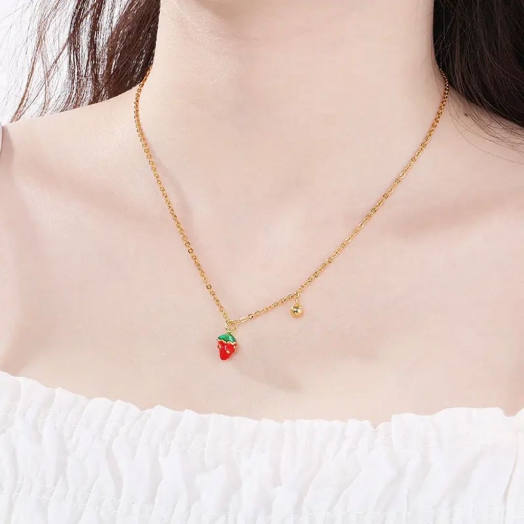 สร้อยคอ BOBA STRAWBERRY TITANIUM