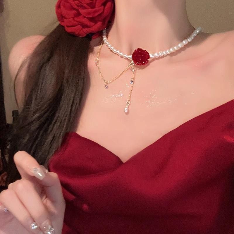 MERAH RCS - สร้อยคอมุกเทียมดีไซน์ดอกไม้สีแดงอุปกรณ์เสริมปาร์ตี้คริสต์มาสระดับพรีเมียมหรูหรา