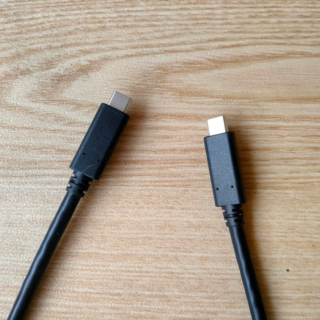 สาย USB-C เป็น USB-C 100W 5A 5Gbps – คุณภาพสูง