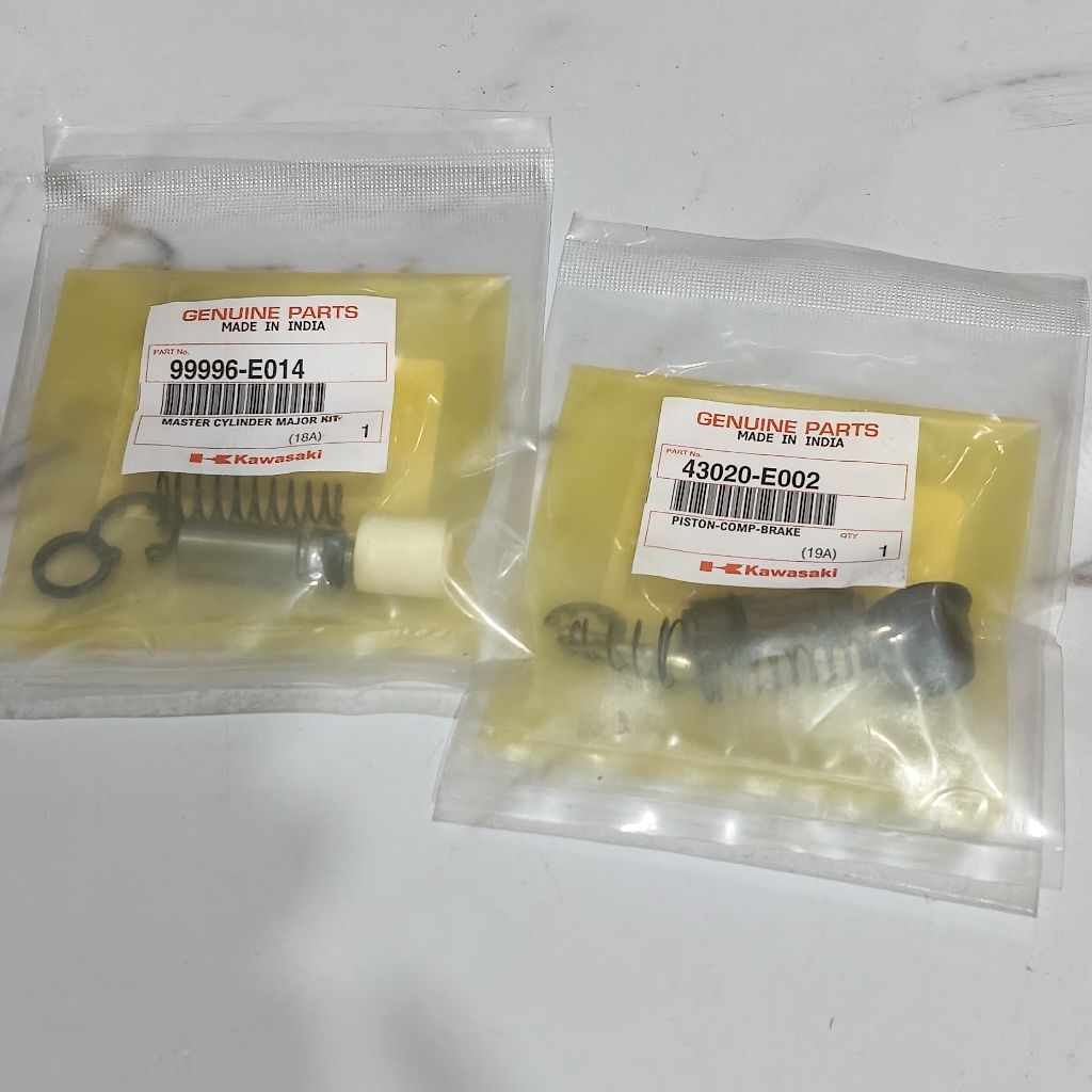 43020-E002 ซีลเบรค Master เบรคชุดด้านหน้า Baj Pulsar 200NS 200 NS 220F 180 UG4 Duke Viar Seal Master