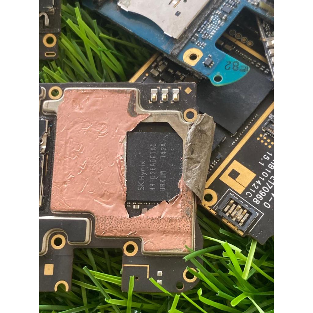 เครื่องจักร MESIN SK HYNIX 3/32GB