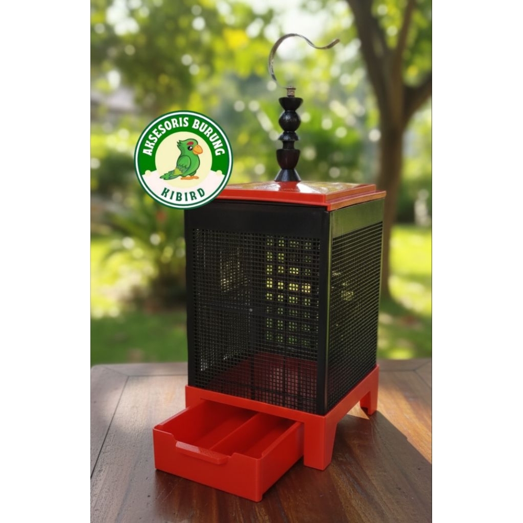 ELITE SONG DRAWER CATERPILLAR CRICKET CAGE สําหรับ STORING CRICKETS