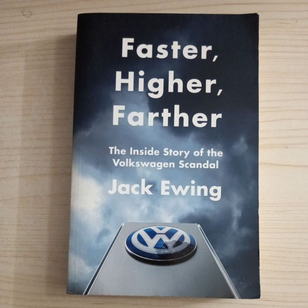 เร็วขึ้นเร็วขึ้น เรื่องราวของ VOLKSWAGEN SCANDAL โดย JACK EWING