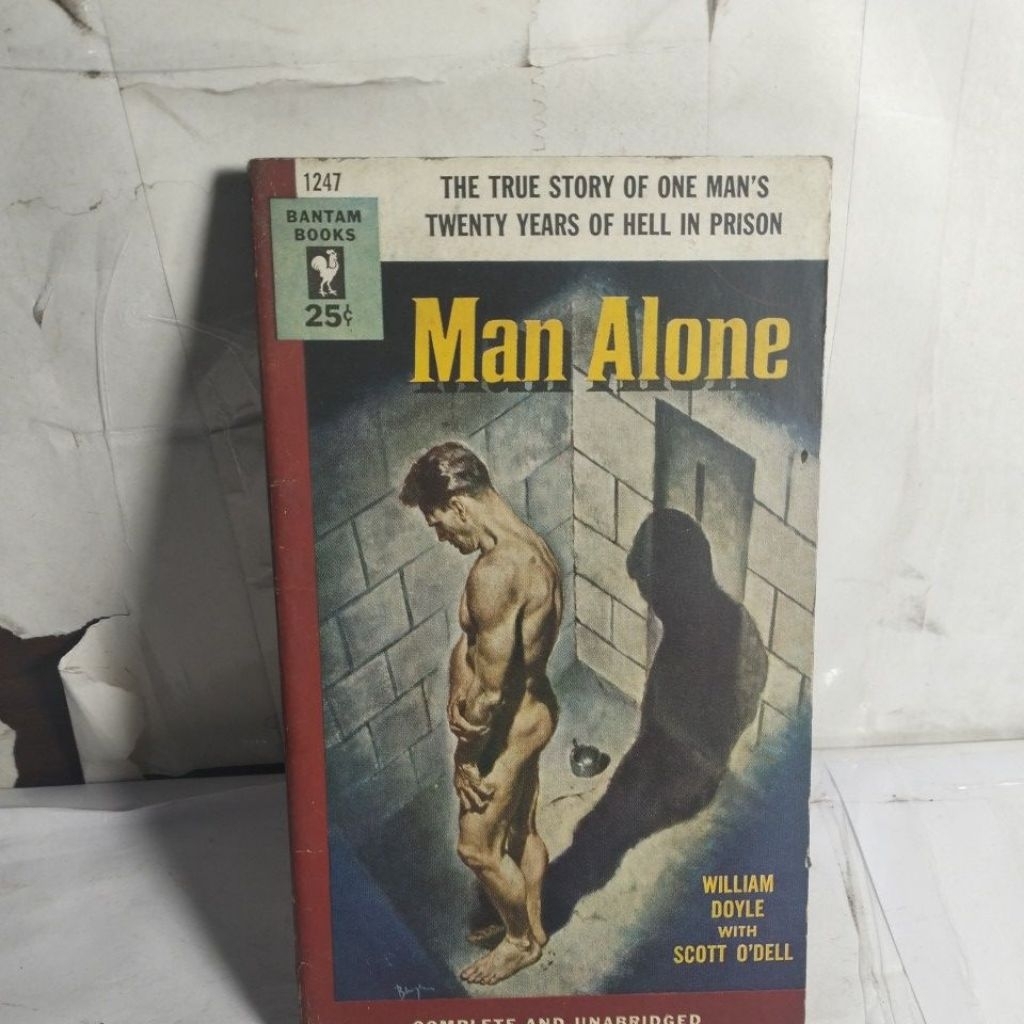 NOVEL MAN ALONE*****
