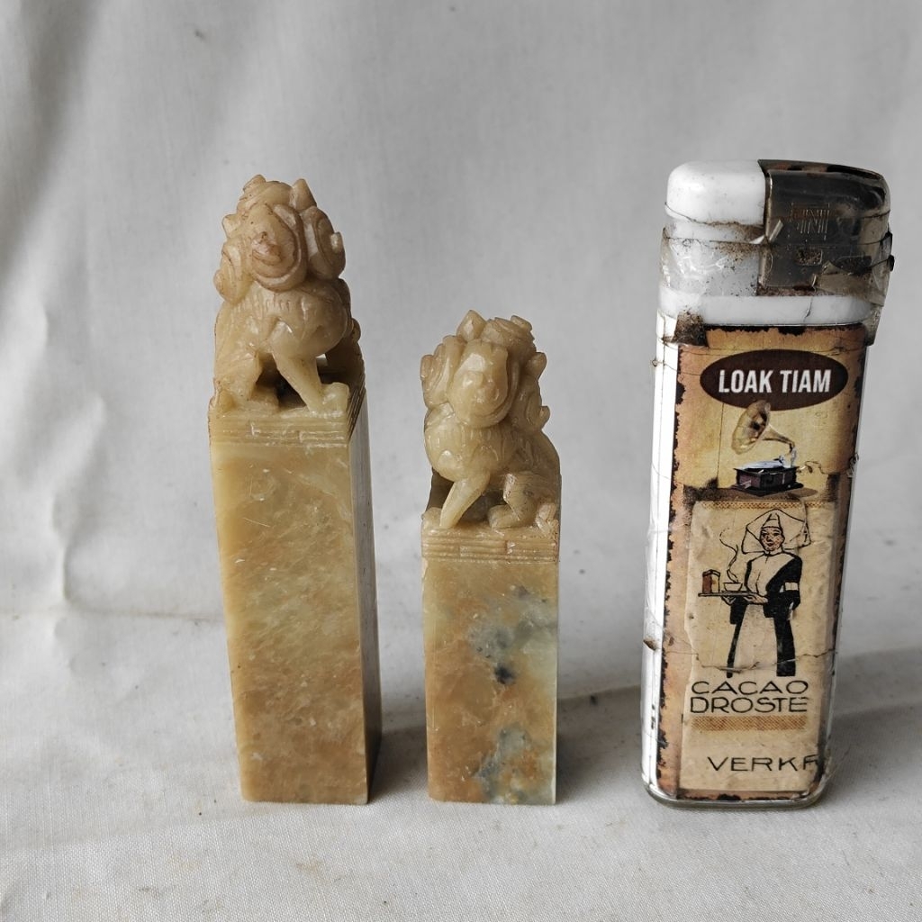 Vintage NOS Display คู่แสตมป์ Qilin Soapstone