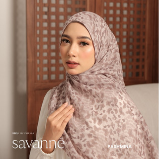 khayla indonesia - pashmina savanne - pashmina motif macan - pashmina polyvoile