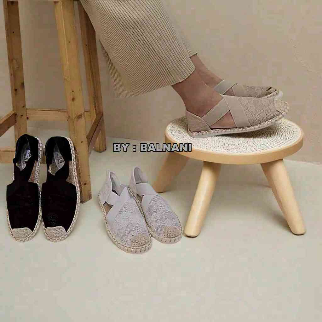 B39 รองเท้าแฟชั่นสตรีล่าสุด