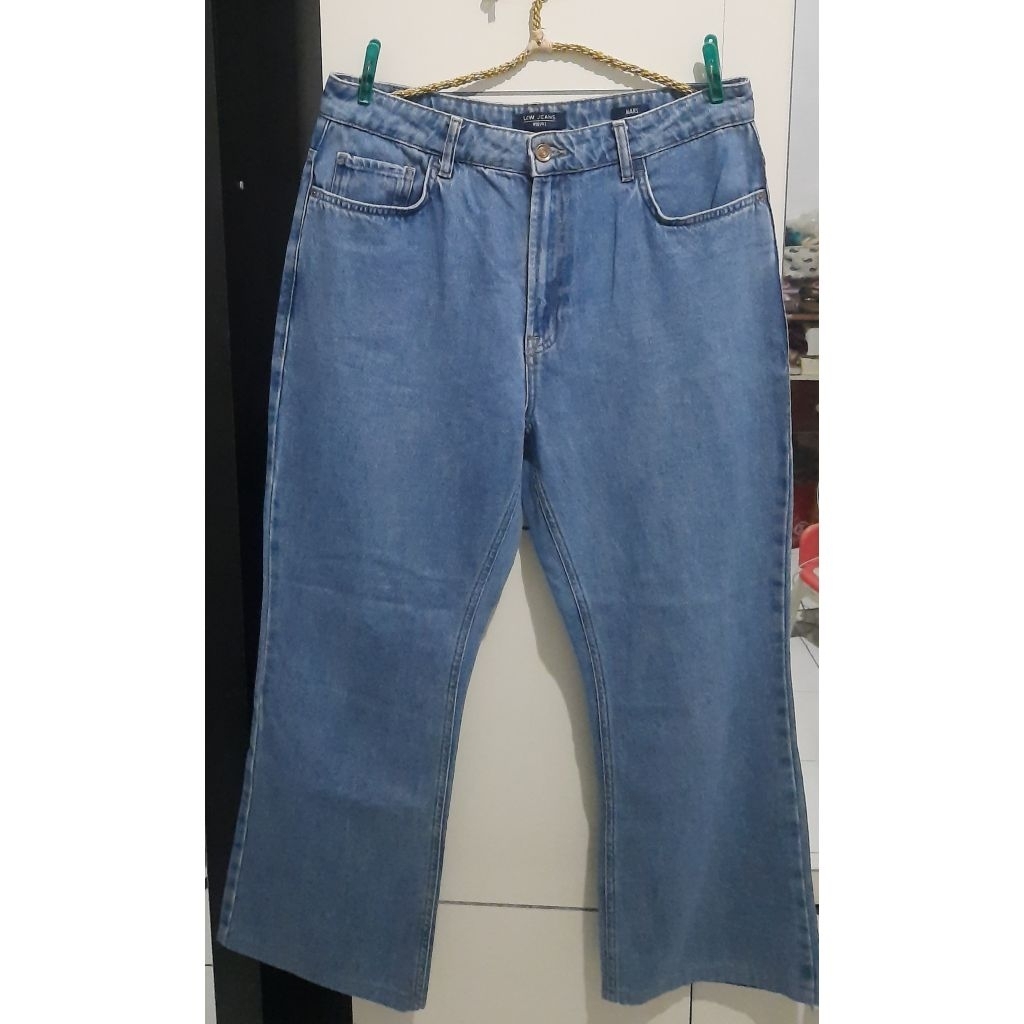 Preloved - กางเกงยีนส์ผู้หญิงแบรนด์ Lc Waikiki