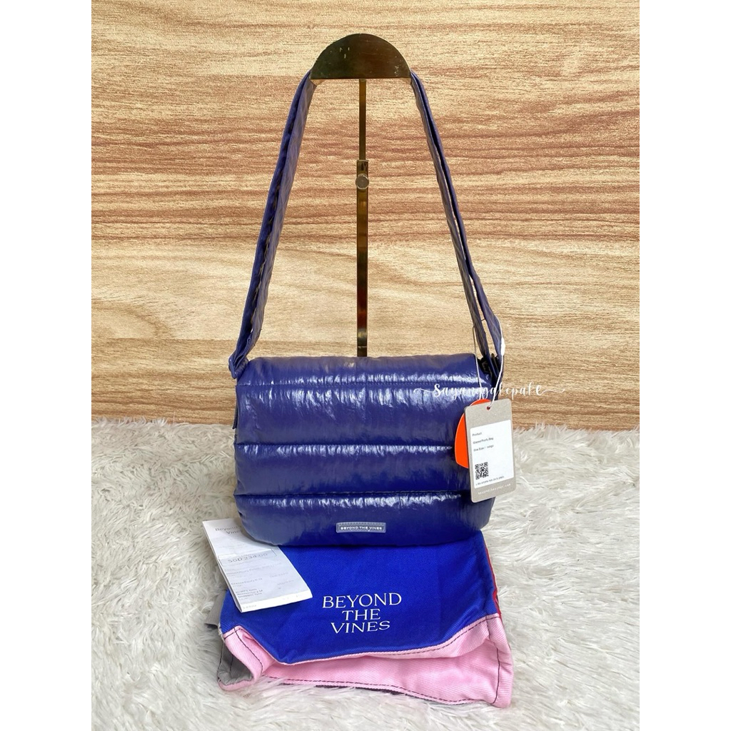 Preloved BTV Beyond The Vines Glazed Pofy Bag