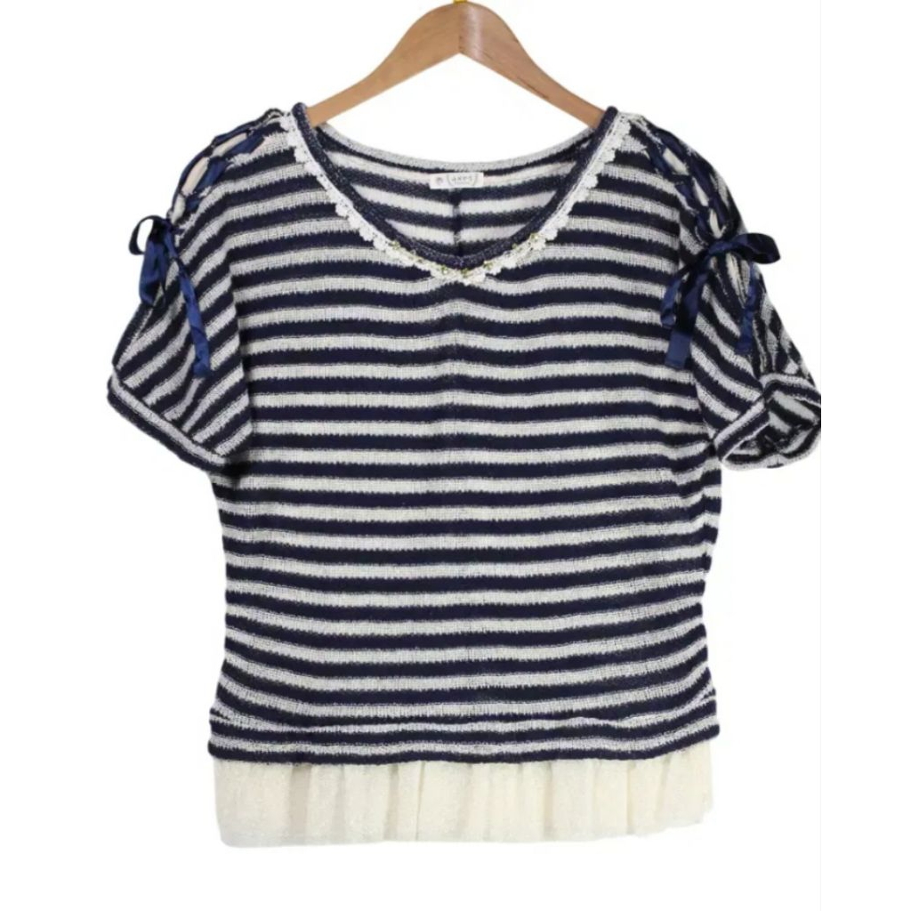 VINTANGE Y2K AXES TOP