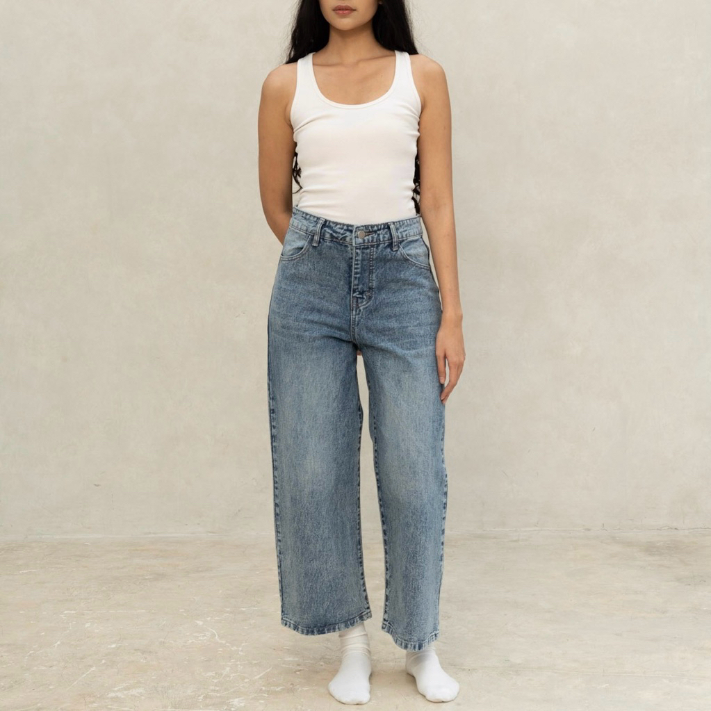 SHOPATCLOTH - Kale Petite Straight Jeans (TB UNDER 160cm)