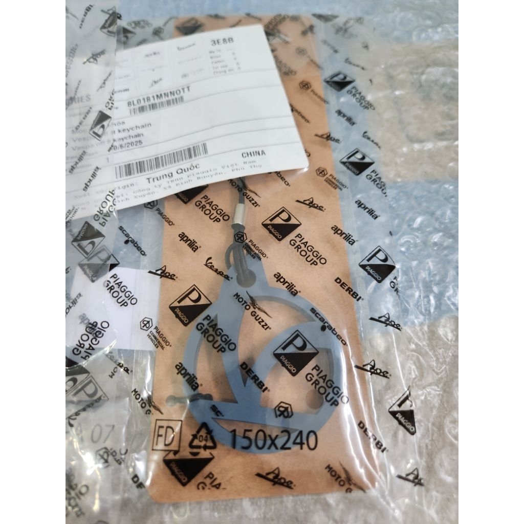 พวงกุญแจ Vespa Sprint Officina