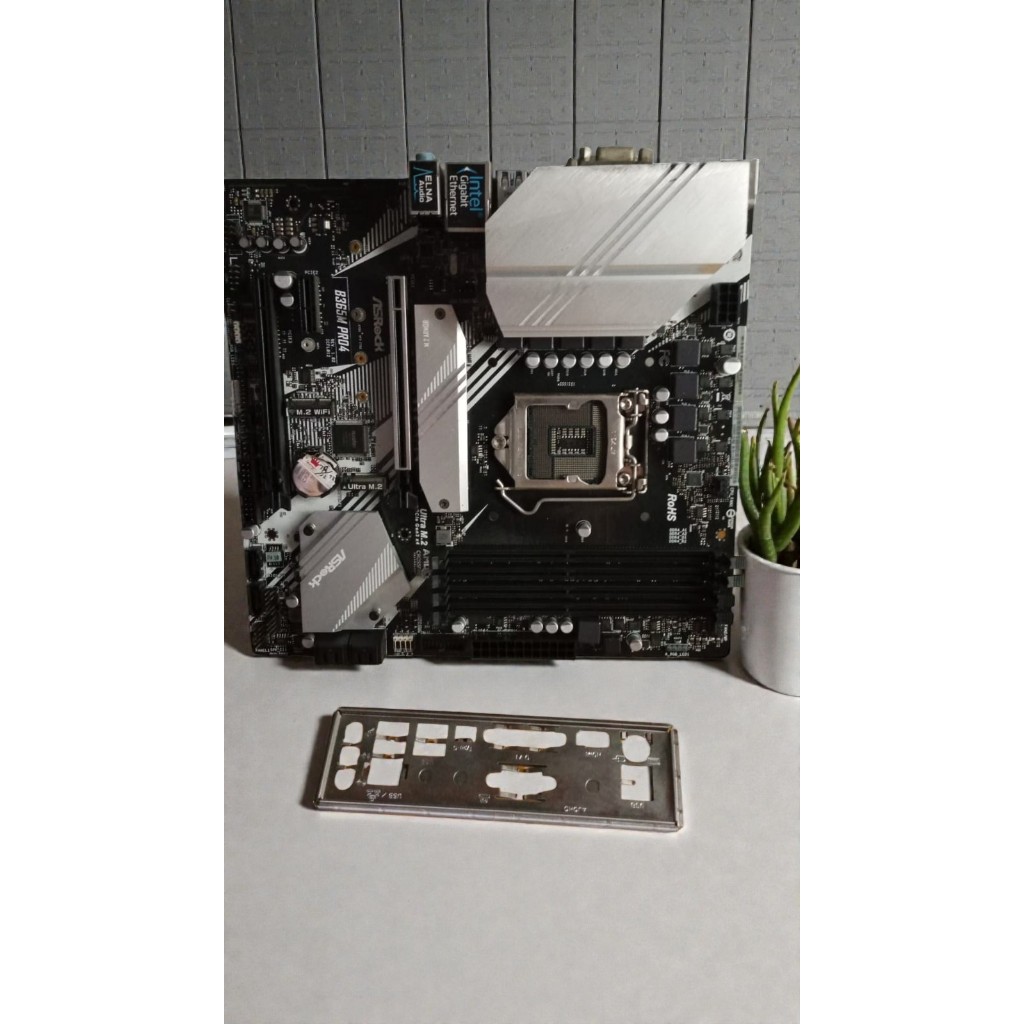 Mobo ASRock B365M Pro4 B365 | ไม่อยู่ | โครงการช่างขาเรียบ