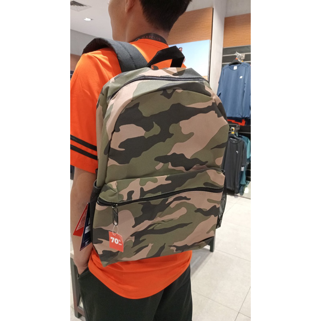 กระเป๋าเป้ Reebok***