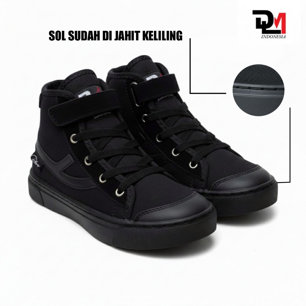 DZAMA รองเท้าบูท Volare ผ้าใบพรีเมี่ยมธรรมดาสีดําสําหรับผู้ชายและผู้หญิง Size 36-43